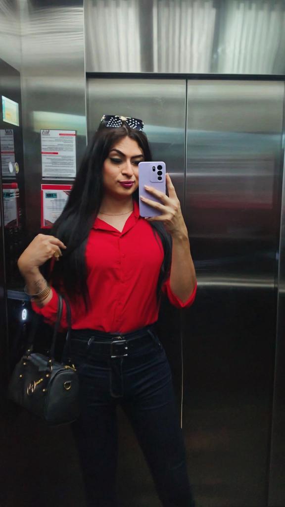 633046039: Transexual en Pontevedra