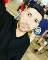 722170498: Chico busca chica en Barcelona