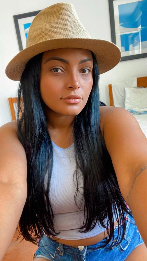 644167415: Chica busca chico en Madrid