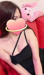 688145911: Chica busca chico en Barcelona