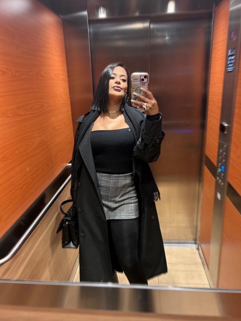 613695189: Chica busca chico en Ibiza