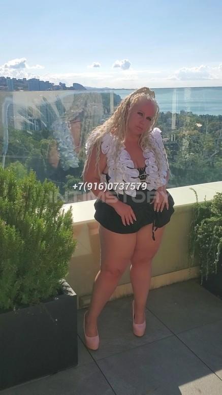 614257030: Chica busca chico en Barcelona