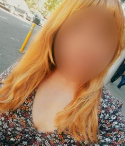 654685358: Chica busca chico en Barcelona