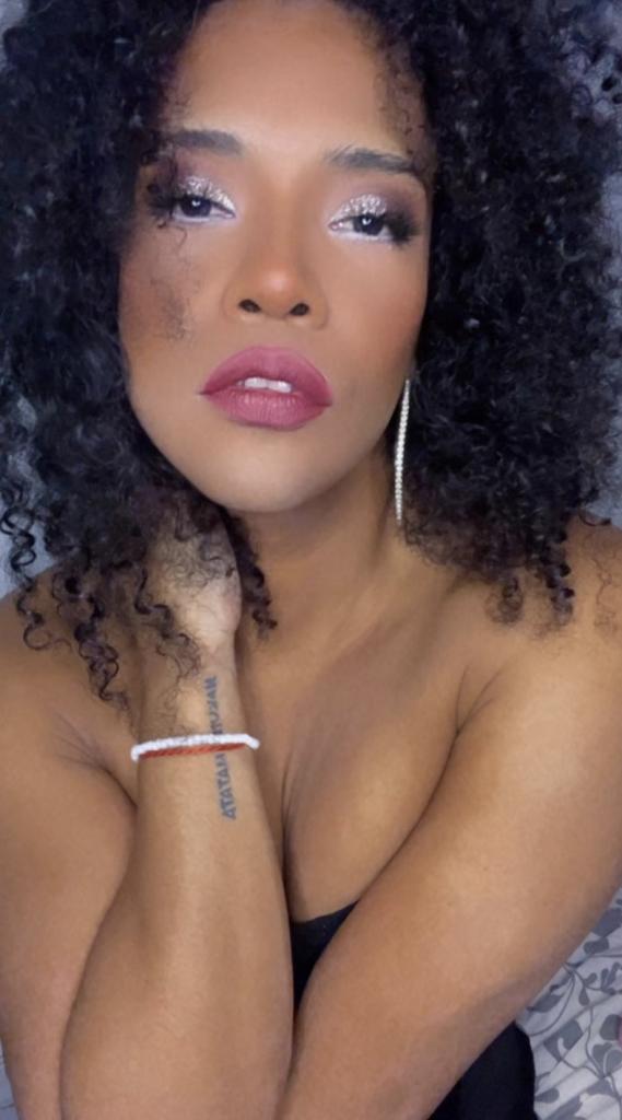 695862724: Transexual en Sevilla