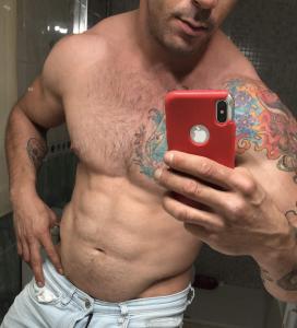 645942637: Chico busca chica en Madrid