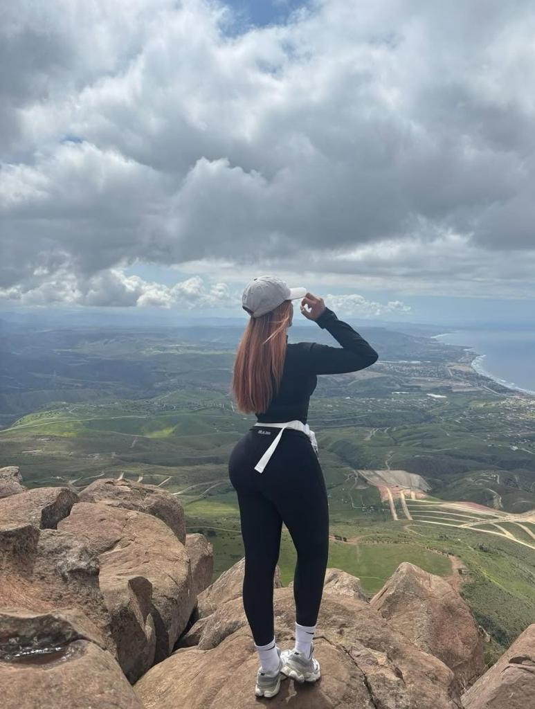 678731870: Chica busca chico en Barcelona