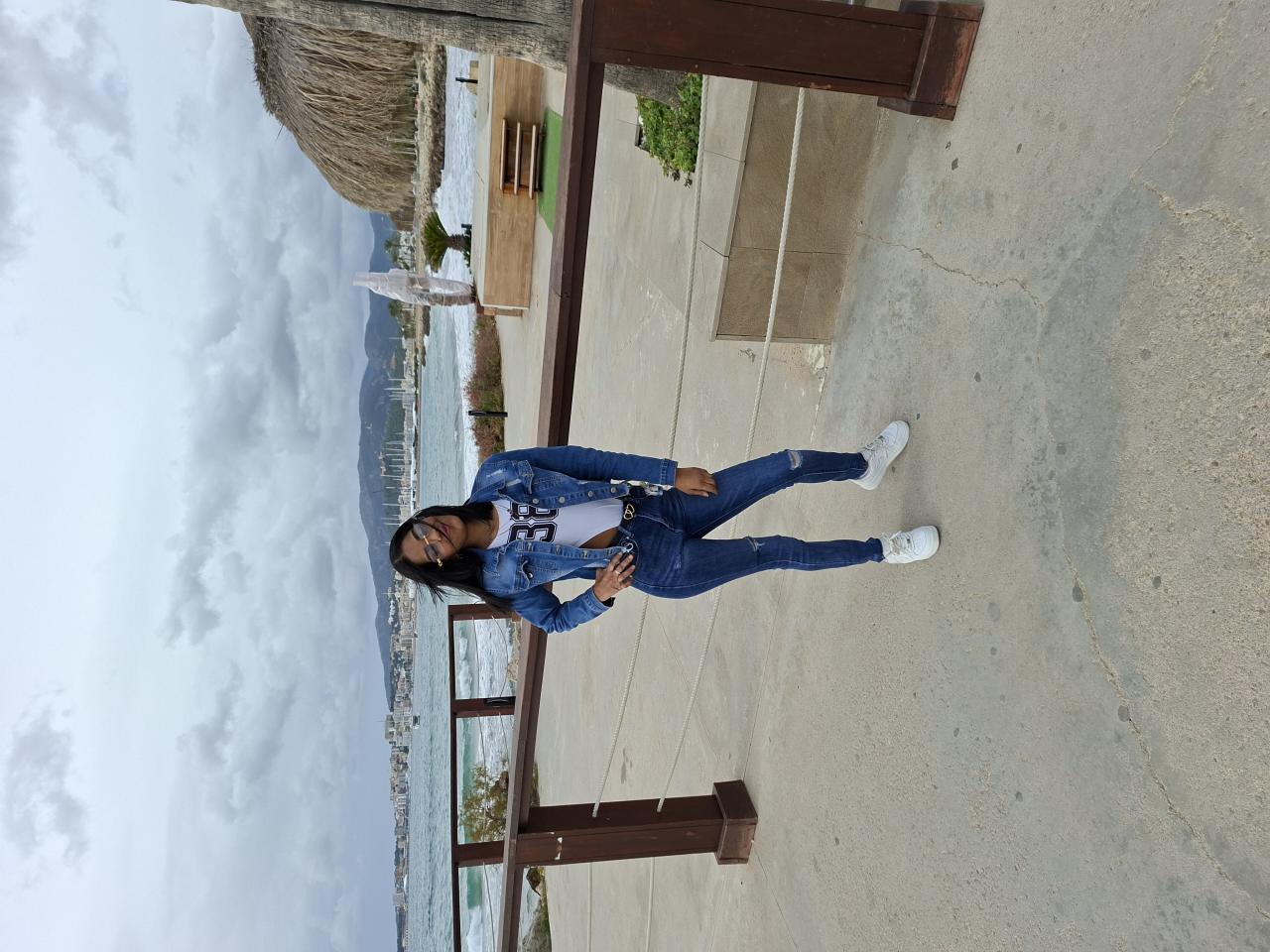 643047642: Chica busca chico en Zaragoza