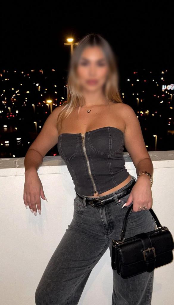 617199095: Chica busca chico en Mallorca