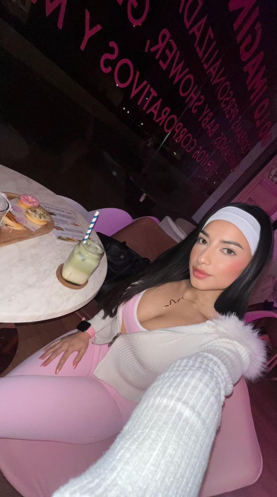 Chica busca chico en Málaga: Chica busca chico