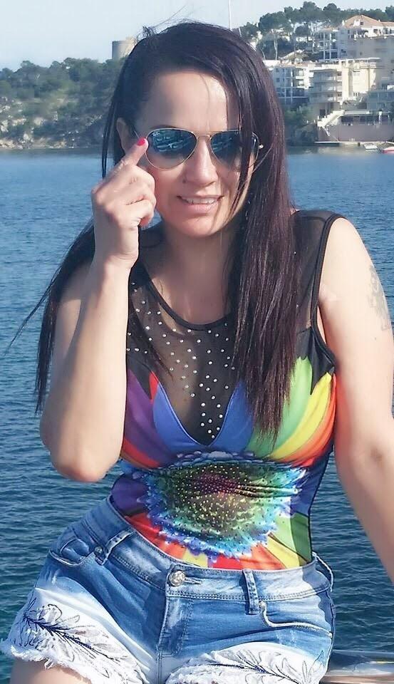 663582593: Chica busca chico en Cáceres