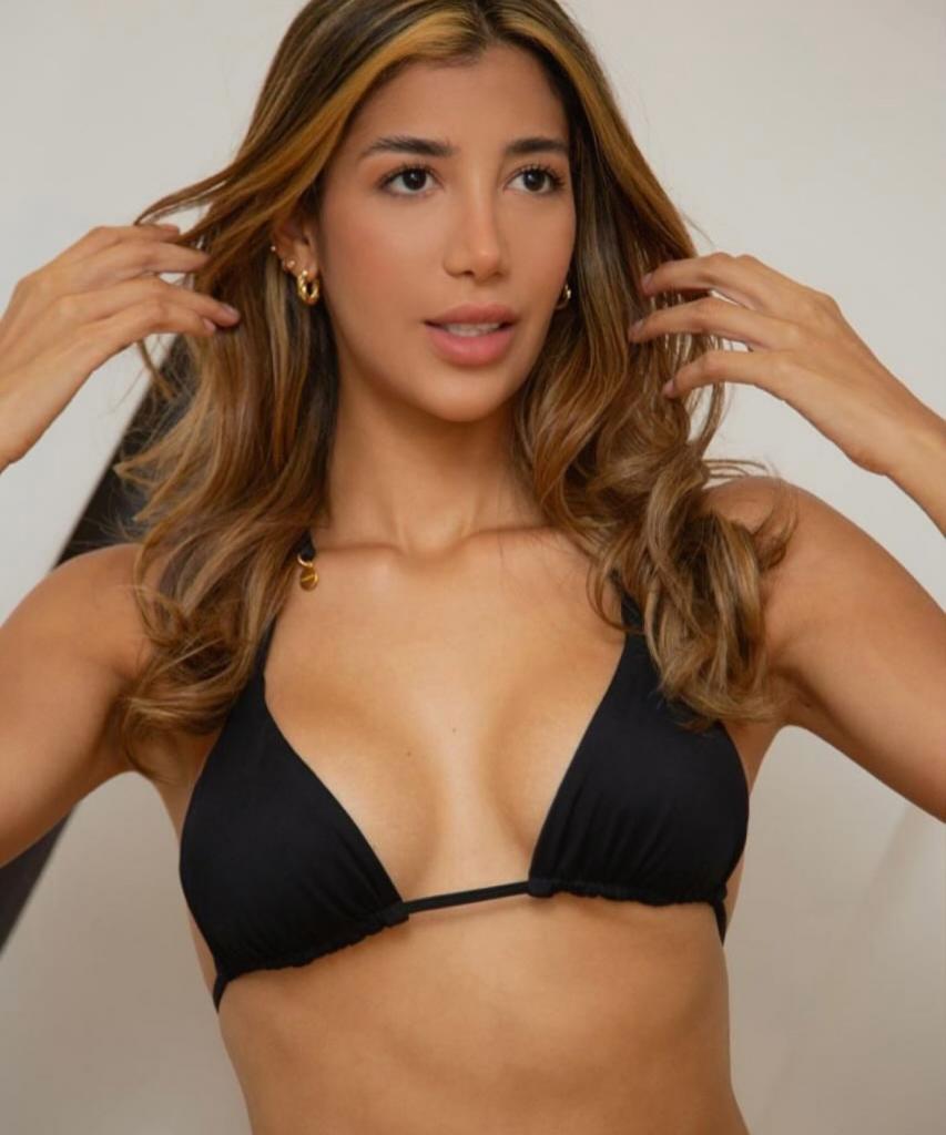 Chica busca chico en Málaga: Chica busca chico