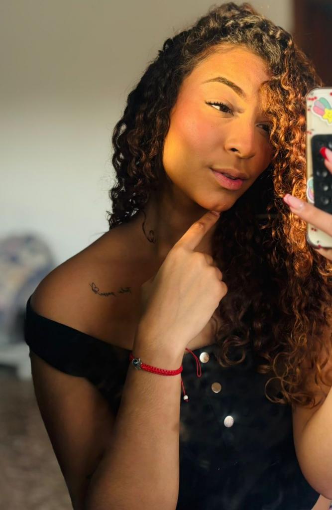 Chica busca chico en Valencia: Chica busca chico