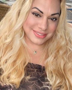 Chica busca chico en Tenerife: 