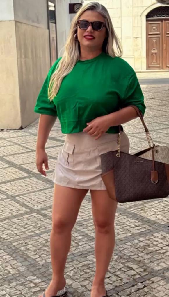 641937403: Chica busca chico en León