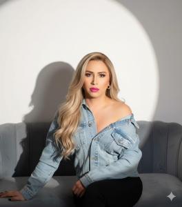 677942227: Travesti en Salamanca