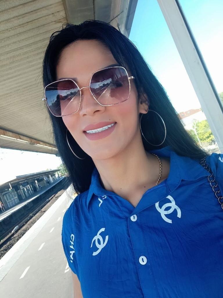 613312096: Transexual en Ciudad Real