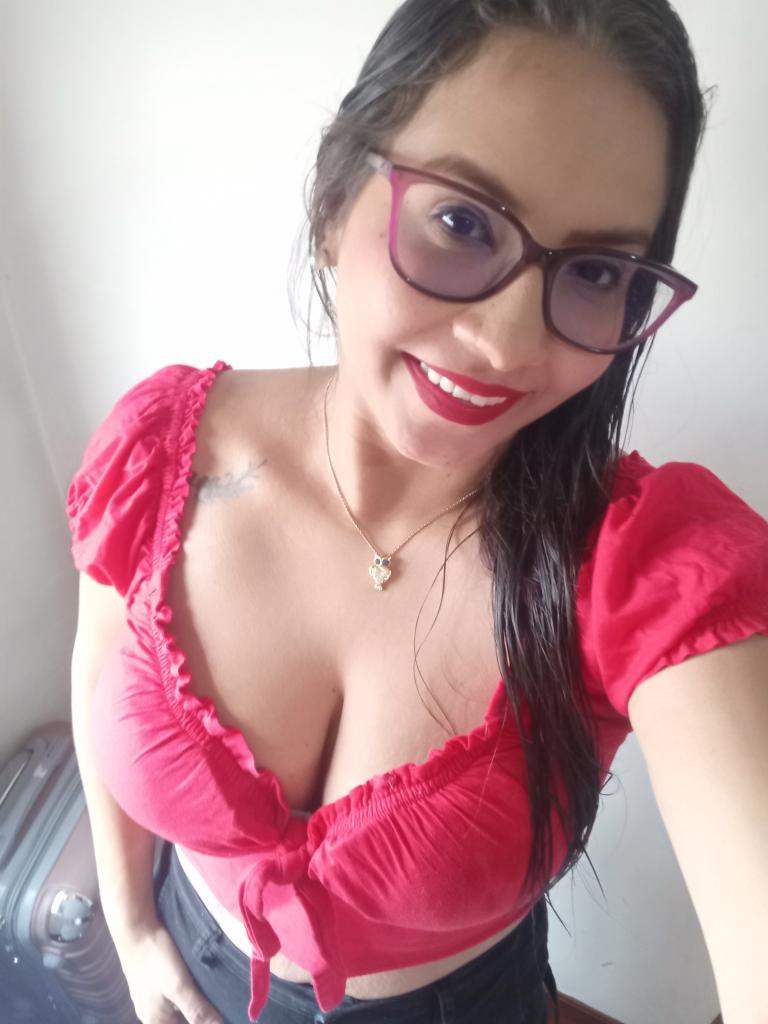613208323: Chica busca chico en Salamanca