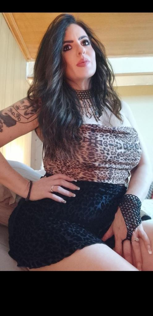 Chica busca chico en Murcia: Chica busca chico