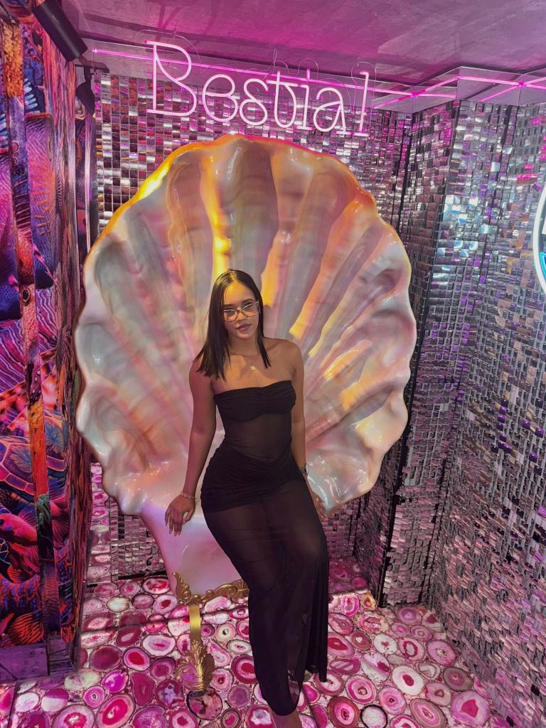 631491140: Chica busca chico en Madrid