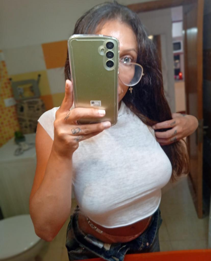 Chica busca chico en Tenerife: 