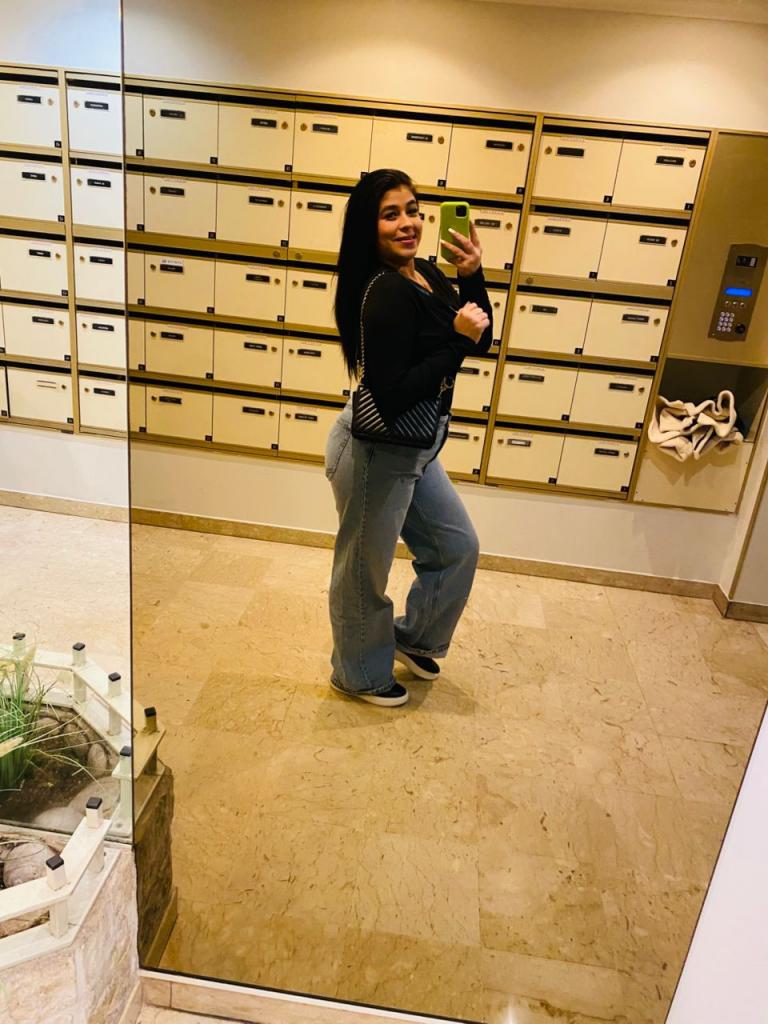 Chica busca chico en Valencia: Chica busca chico