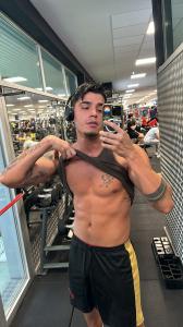 Chico busca chica en Pontevedra: 