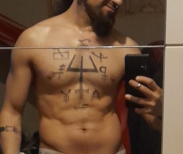 Chico busca chica en La Coruña: 