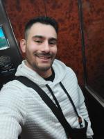 615974819: Chico busca chica en Barcelona