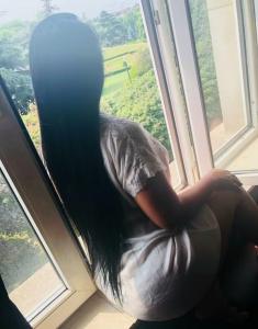 612421335: Chica busca chico en Sevilla