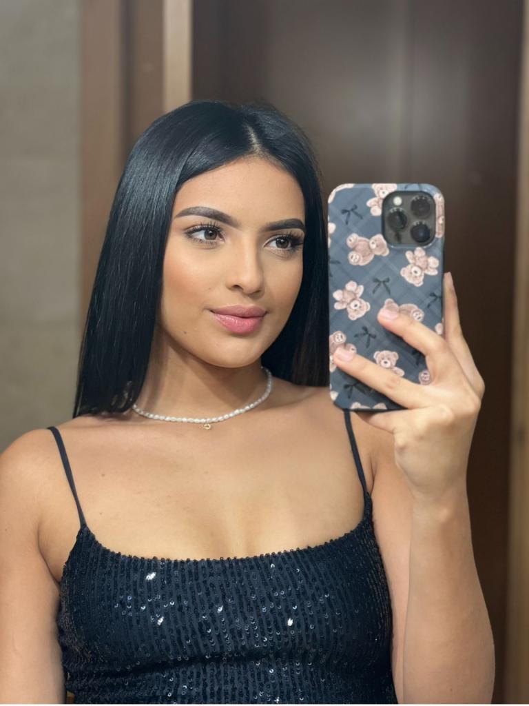 666314324: Chica busca chico en Ibiza