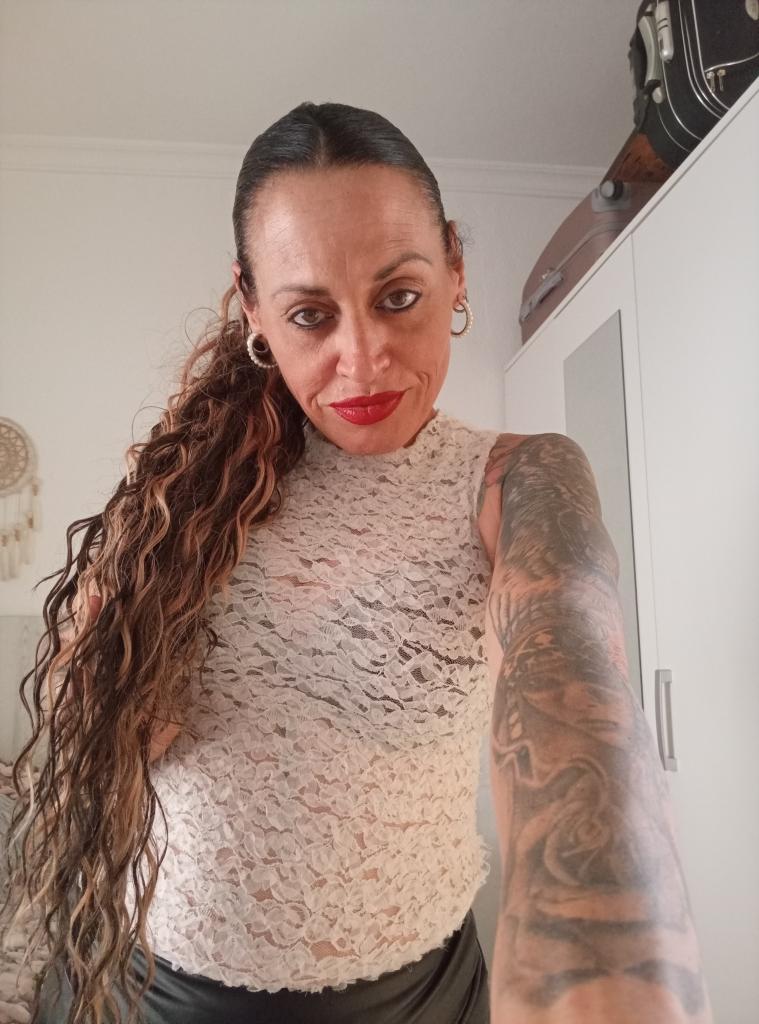 674570966: Chica busca chico en Cádiz