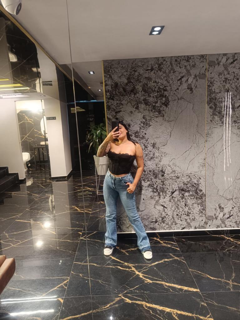 613900849: Chica busca chico en Cantabria