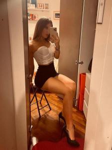 603973981: Chica busca chico en Barcelona