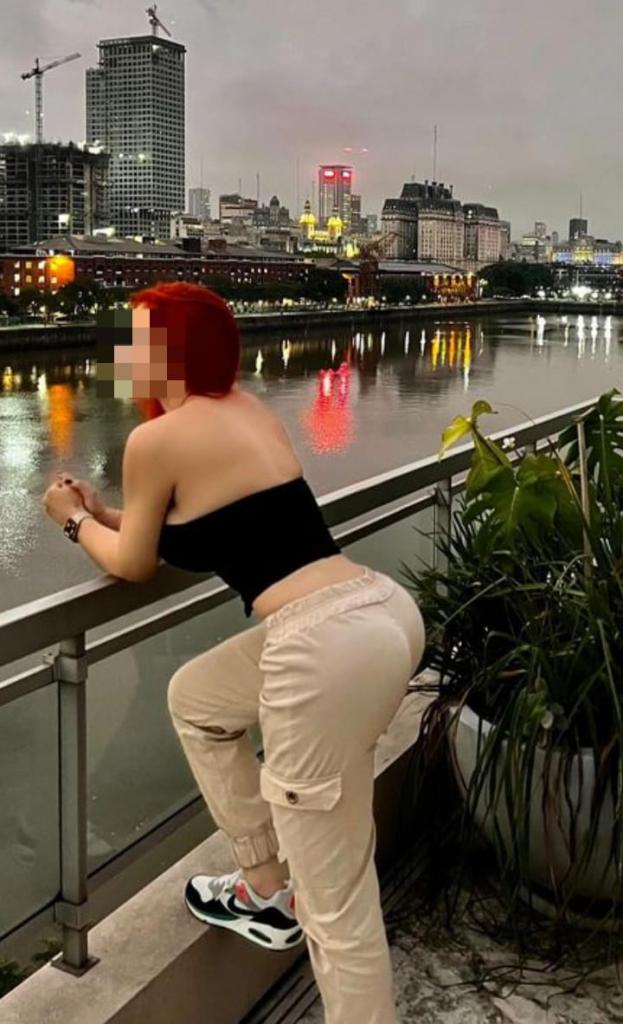 600488548: Chica busca chico en Sevilla