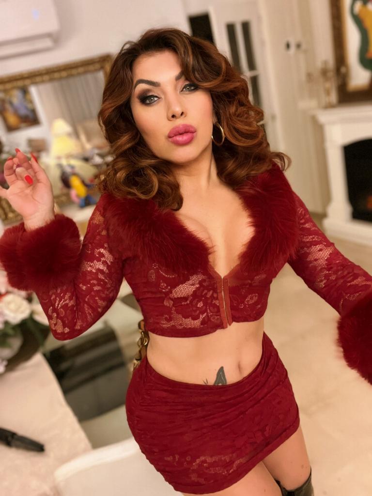 645139568: Transexual en Castellón