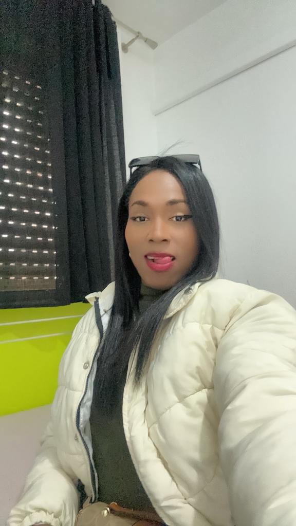 632996453: Travesti en Asturias