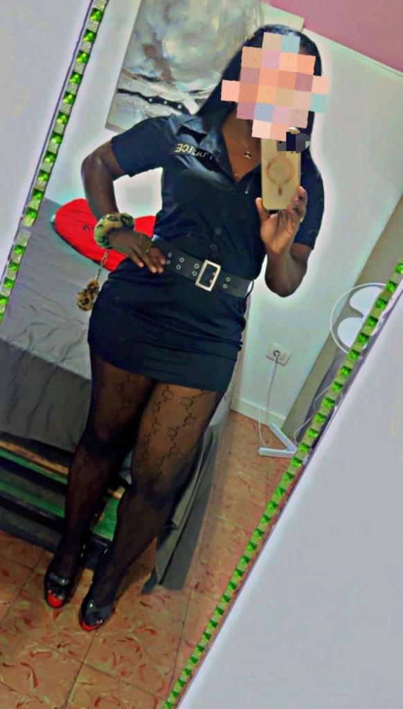 Chica busca chico en Tenerife: Chica busca chico