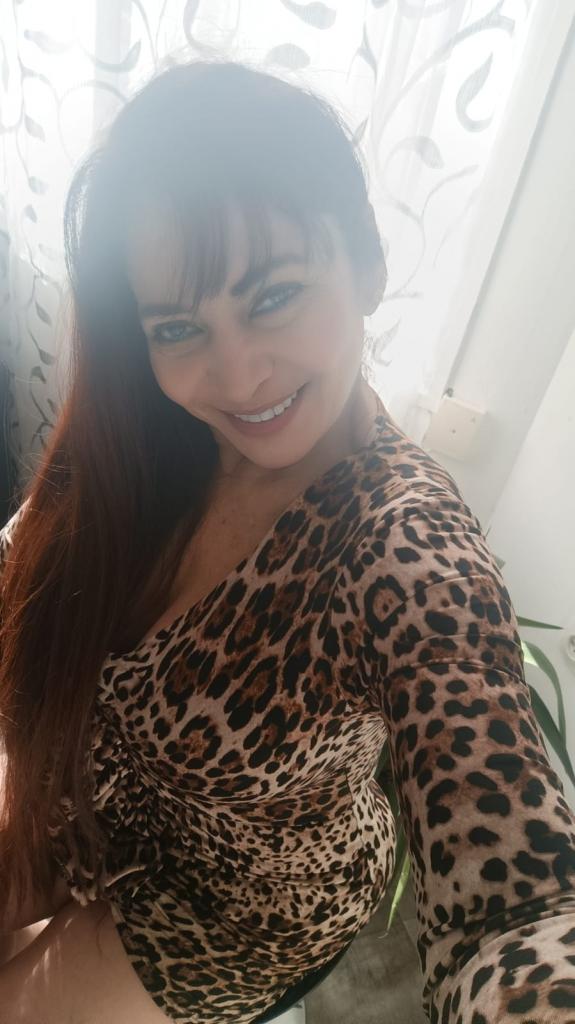 611242729: Chica busca chico en Tarragona