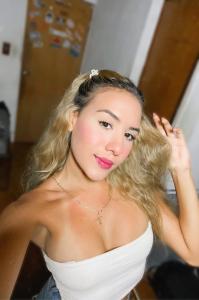 613324941: Chica busca chico en Granada