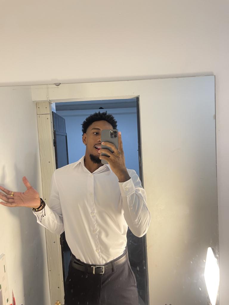 Chico busca chica en Alicante: 