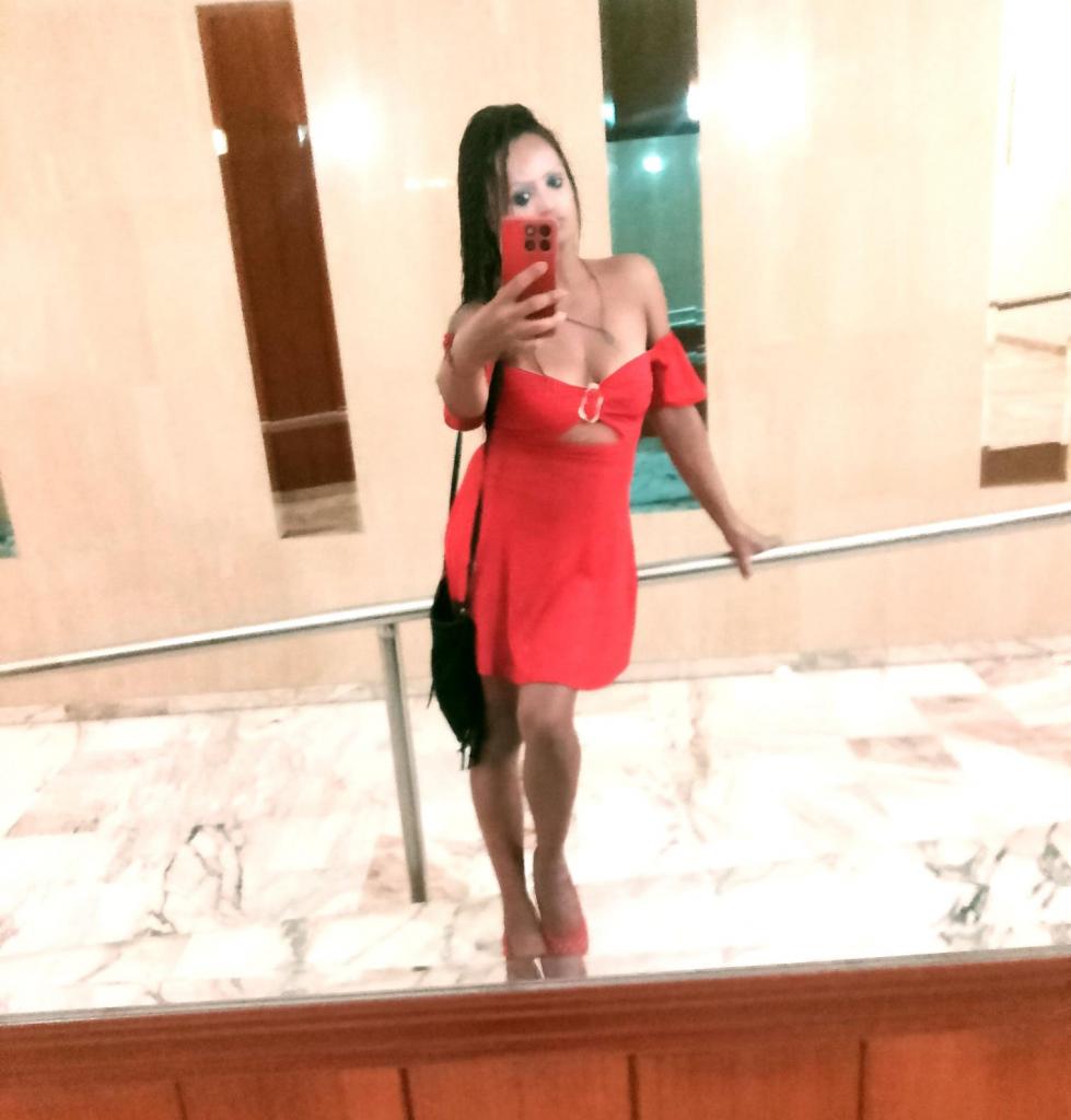 633085495: Chica busca chico en Valencia