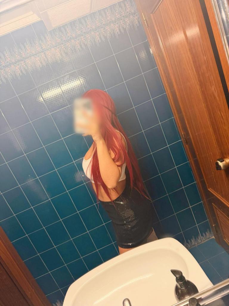 607022035: Chica busca chico en Mallorca