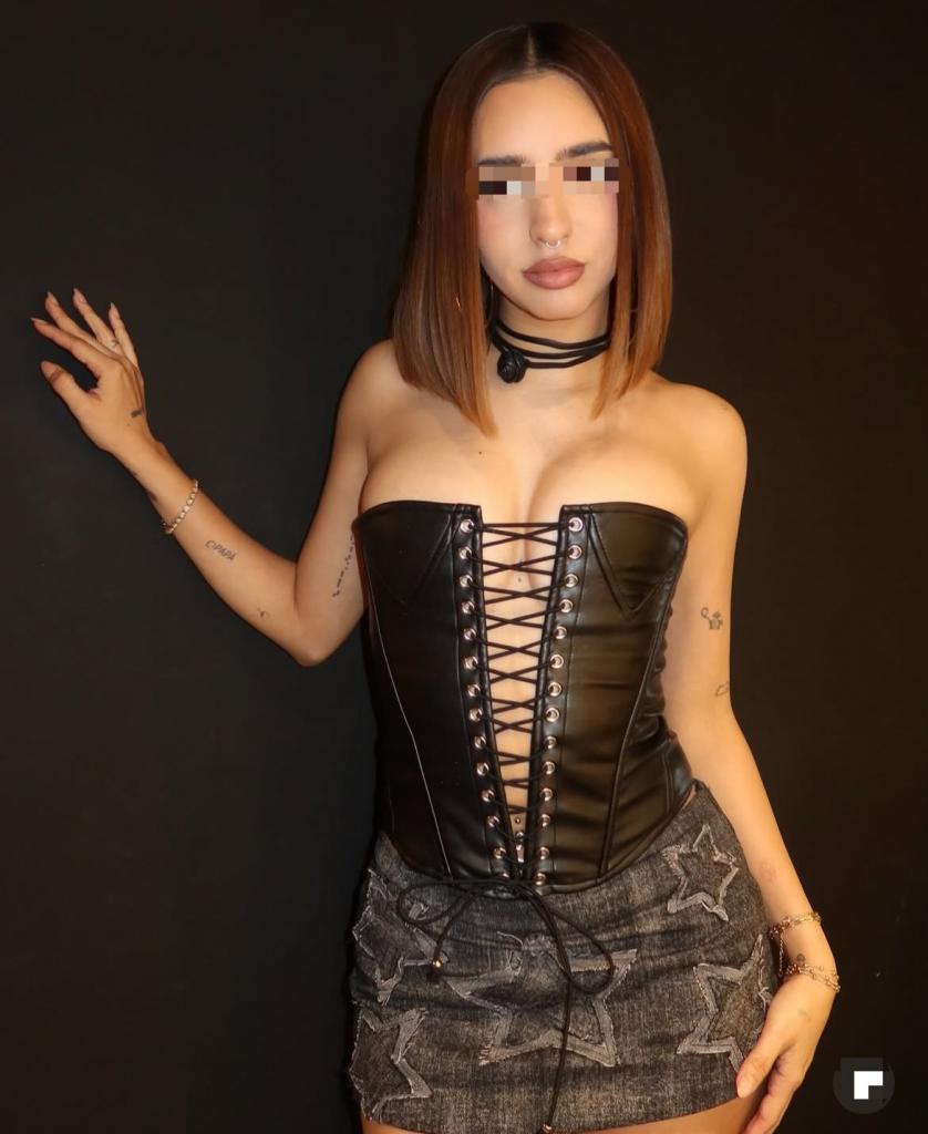 664417139: Chica busca chico en Tenerife