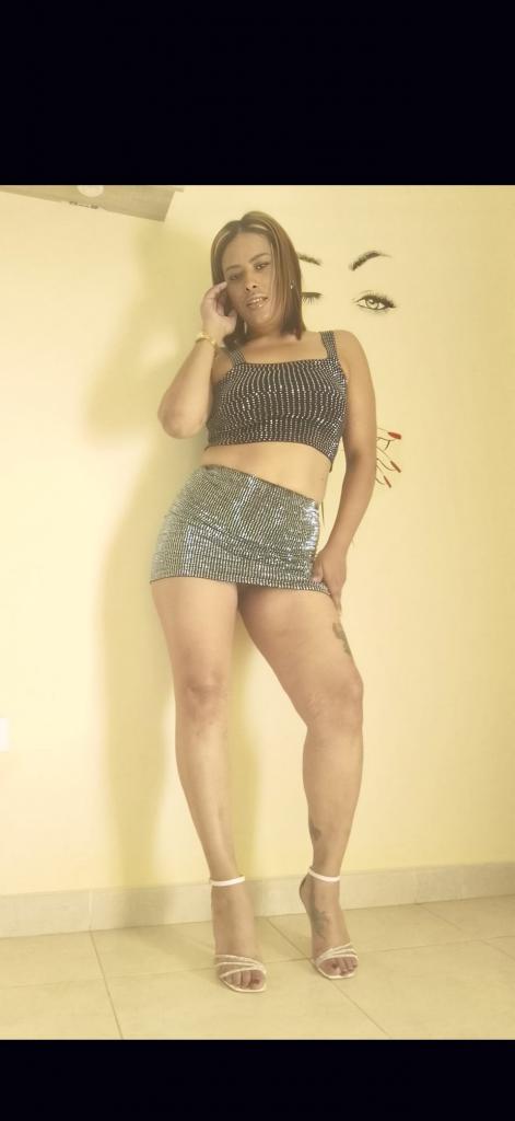 Chica busca chico en Tenerife: 