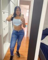 631544406: Chica busca chico en Barcelona