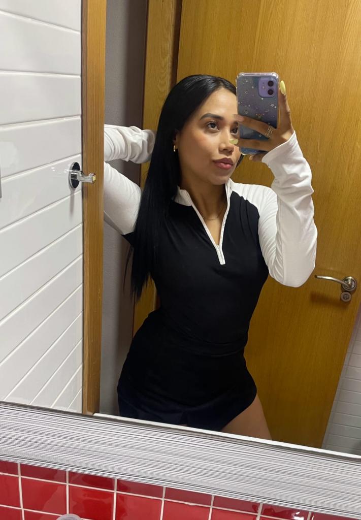 637952355: Chica busca chico en Málaga