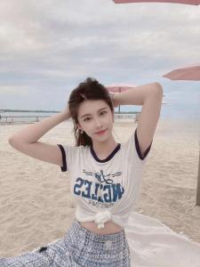 627585258: Chica busca chico en Barcelona