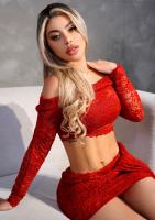 627596789: Chica busca chico en Barcelona