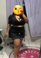 664026481: Chica busca chico en Barcelona