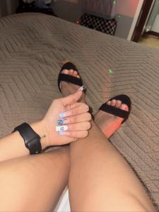 612402481: Chica busca chico en Sevilla